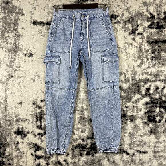 American Eagle Denim Jogger Womens Size 2 Light Wash Cargo Pockets Drawstring - Picture 1 of 13
